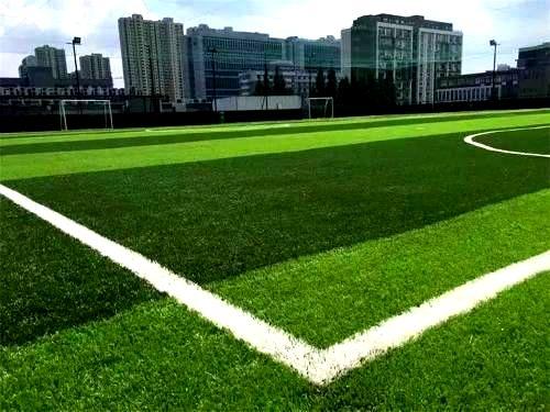 选足球场人造草坪为什么需要看其耐磨性？